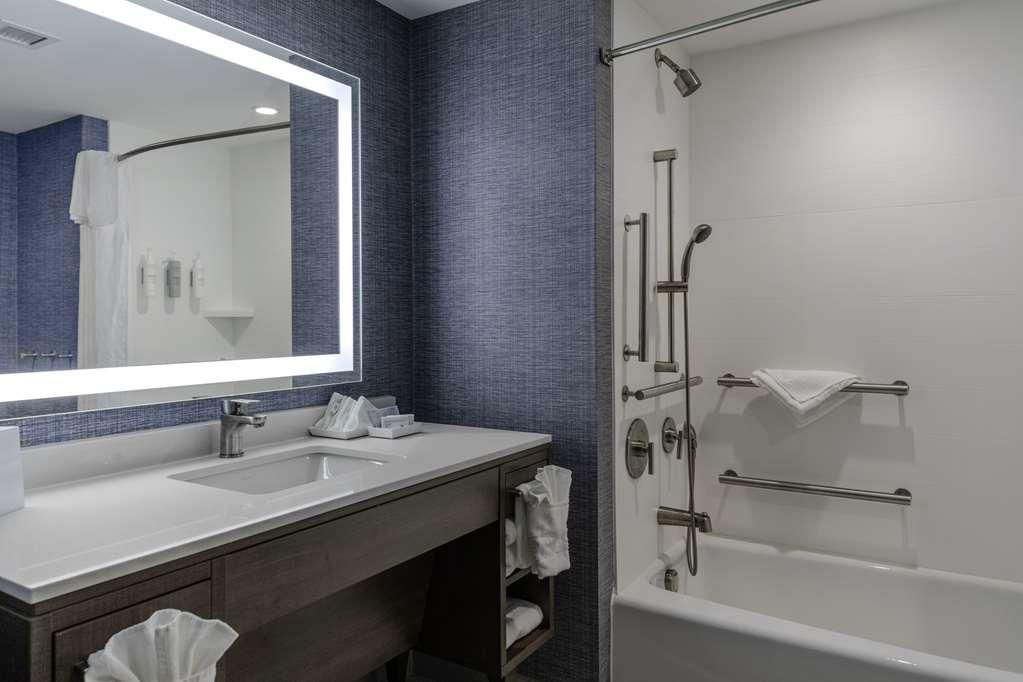 Home2 By Hilton Detroit